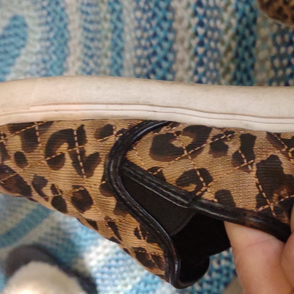 Slip ons - Picture 3 of 5